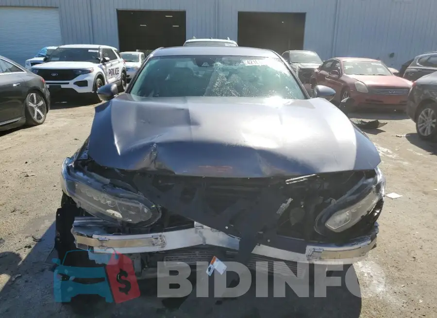 1HGCV1F18KA163255 Photo# 5