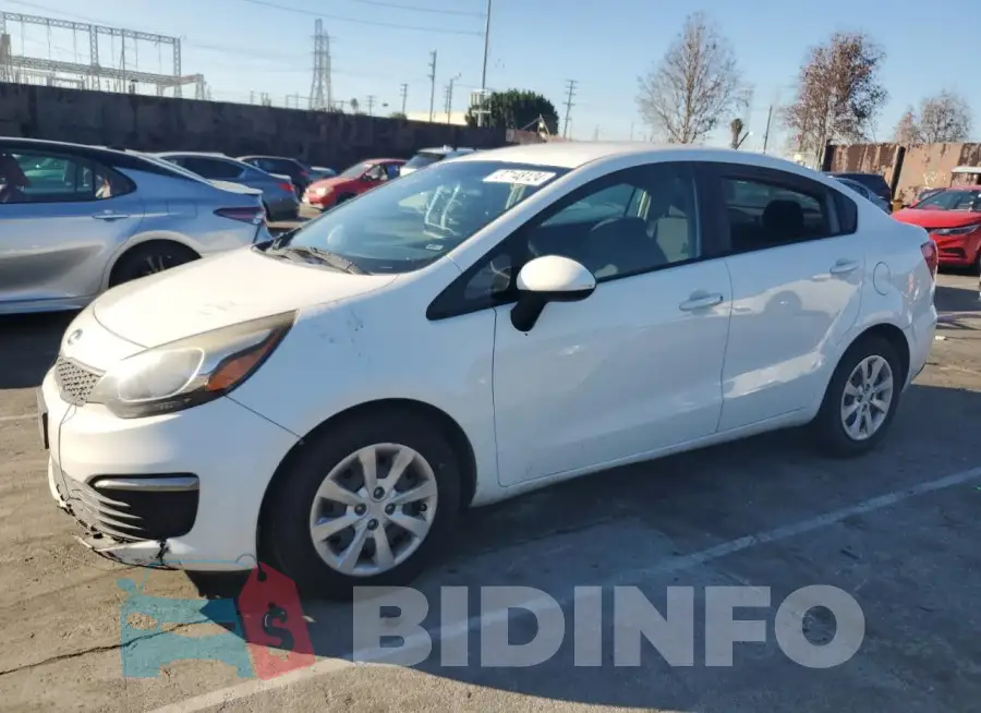 KNADM4A33G6667820 Photo# 1