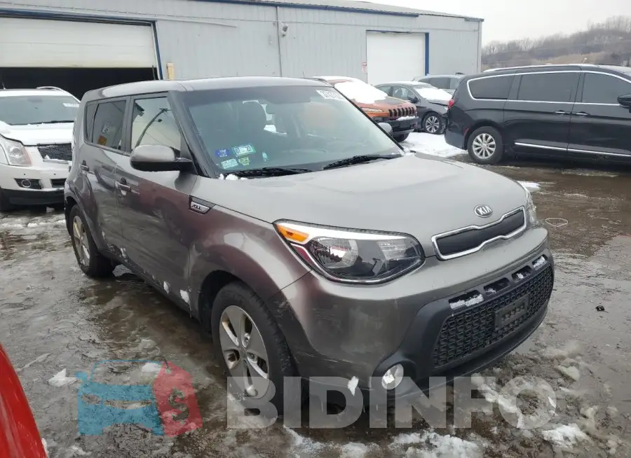 KNDJN2A28F7163304 Photo# 4