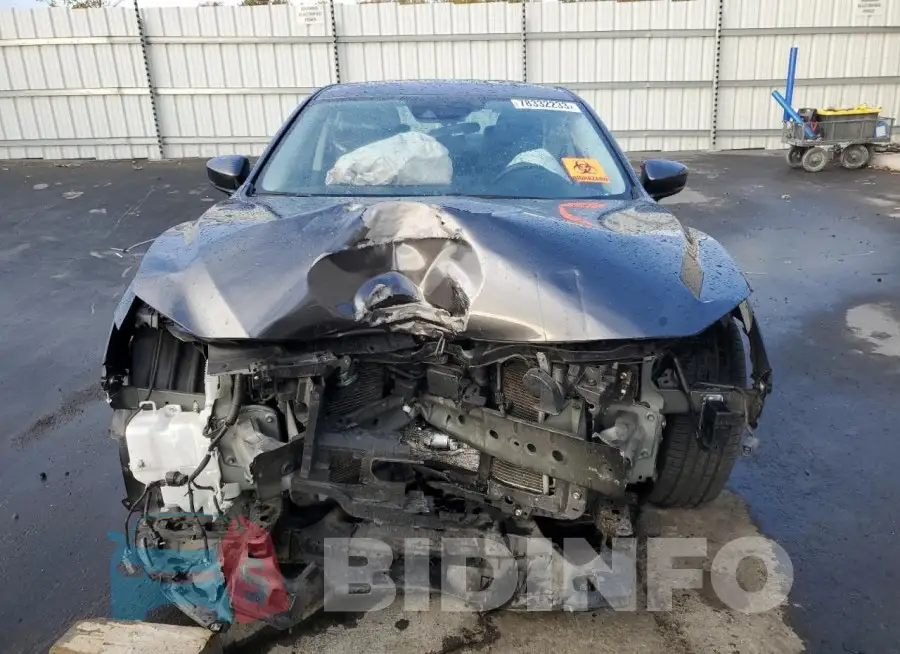 JM1GL1VM6M1608077 Photo# 5