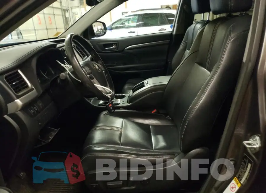 5TDJZRFH1JS537647 Photo# 7