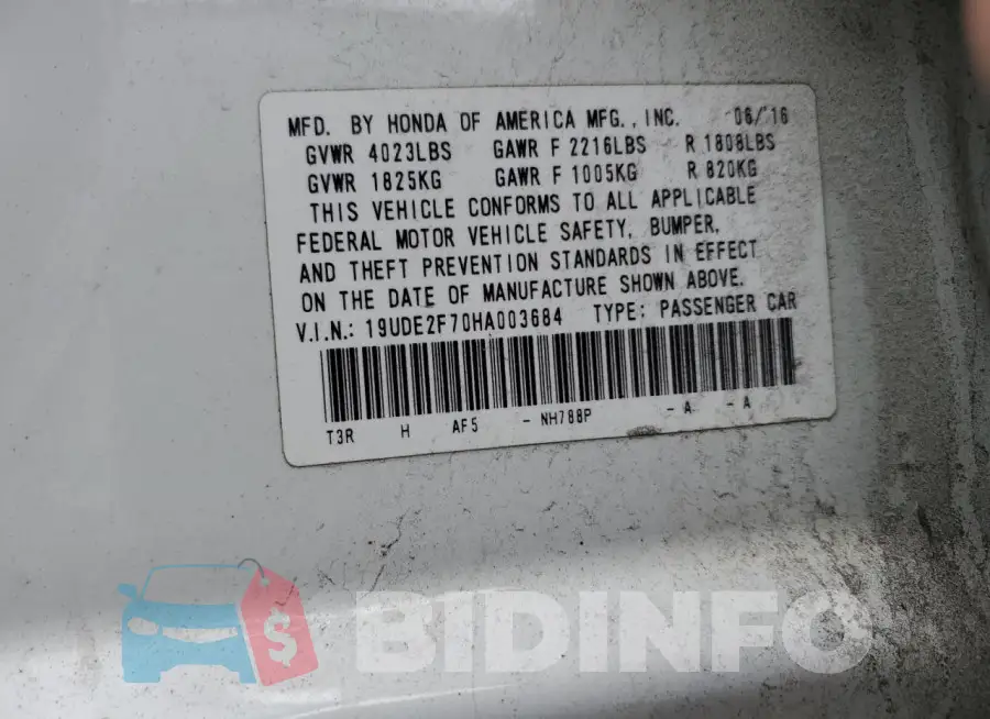 19UDE2F70HA003684 Photo# 12