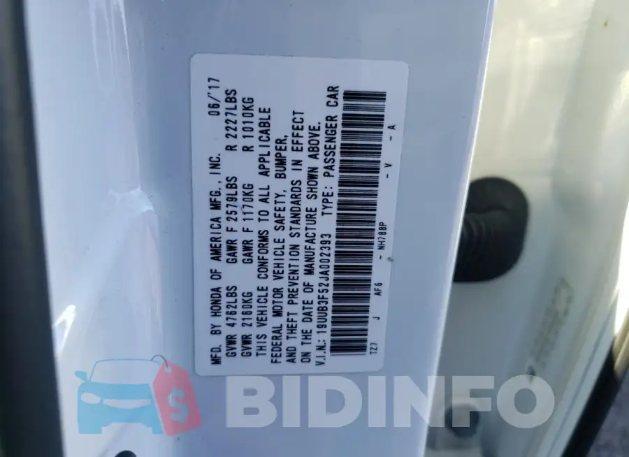 19UUB3F52JA002393 Photo# 12