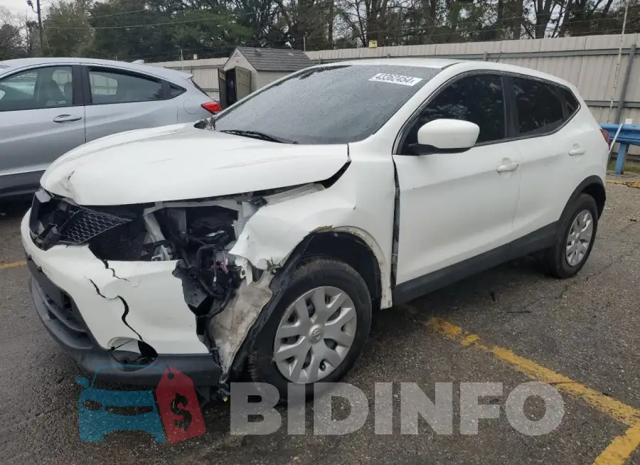 JN1BJ1CP9JW155409 Photo# 1