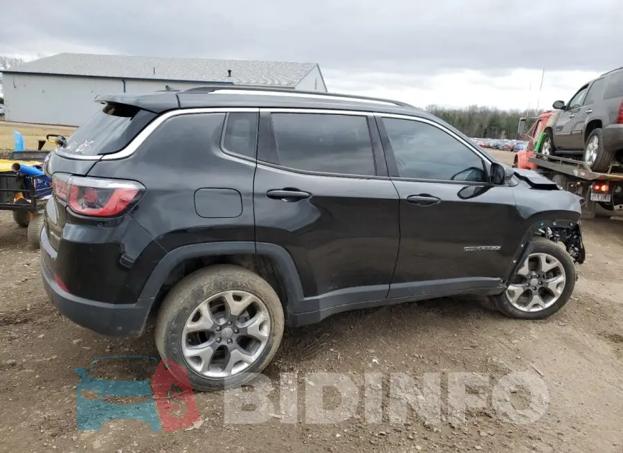 3C4NJDCB9LT236242 Photo# 3