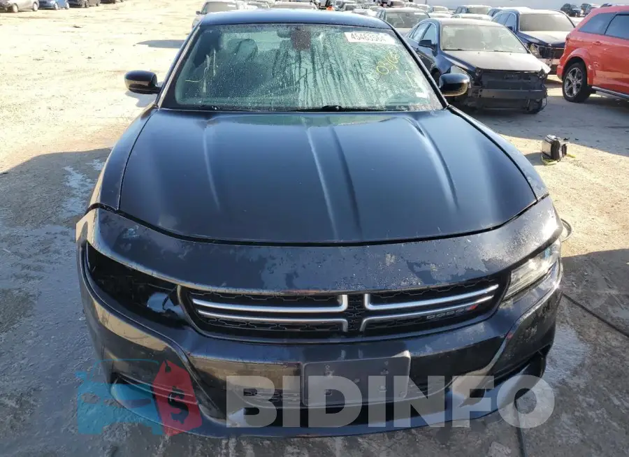 2C3CDXBG6FH726104 Photo# 5