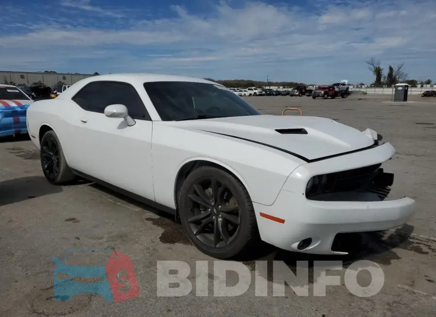 2C3CDZAGXJH183488 Photo# 4