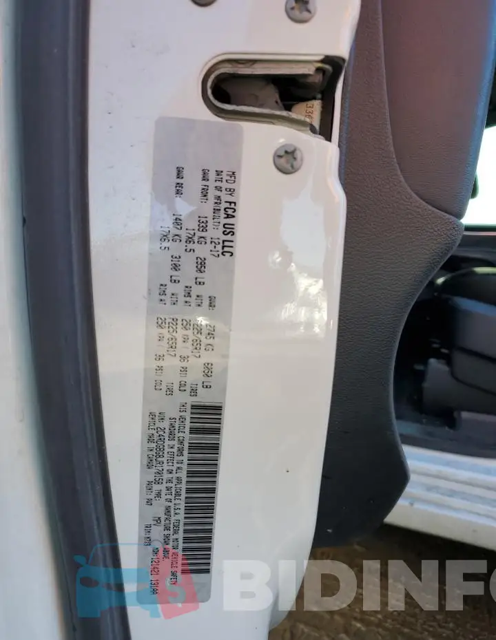 2C4RDGBG8JR170158 Photo# 13