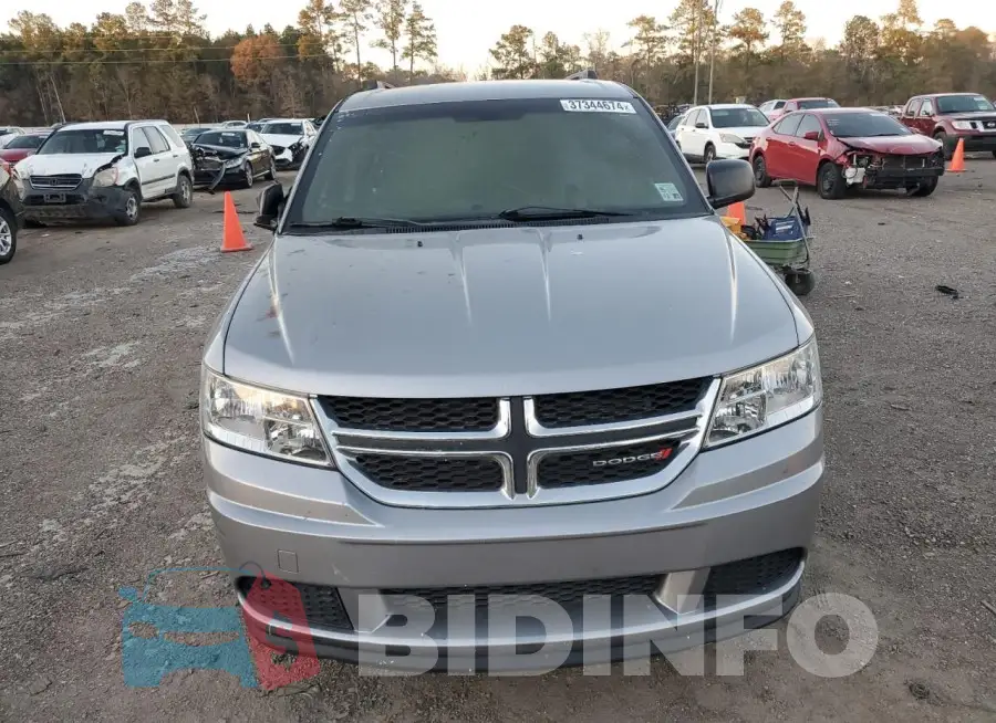 3C4PDCAB8FT695179 Photo# 5