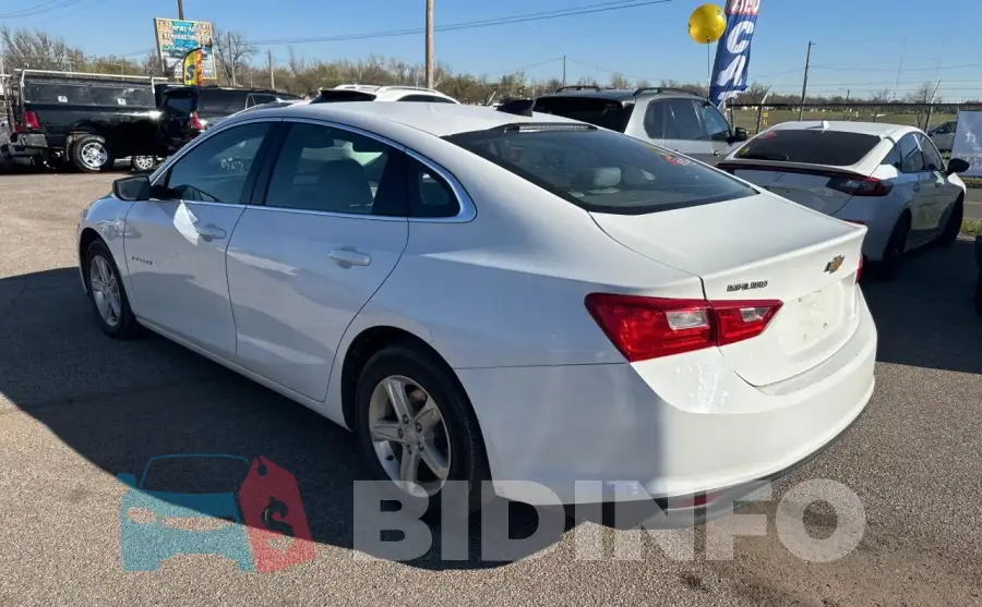 1G1ZC5ST8KF171655 Photo# 3