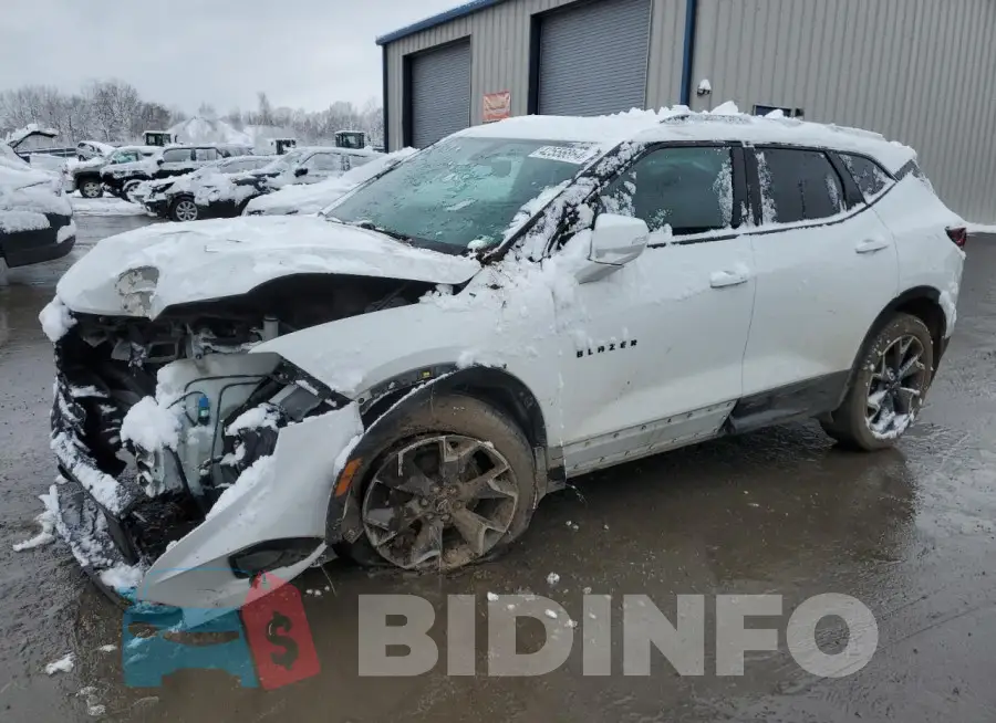 3GNKBJRS1KS642811 Photo# 1