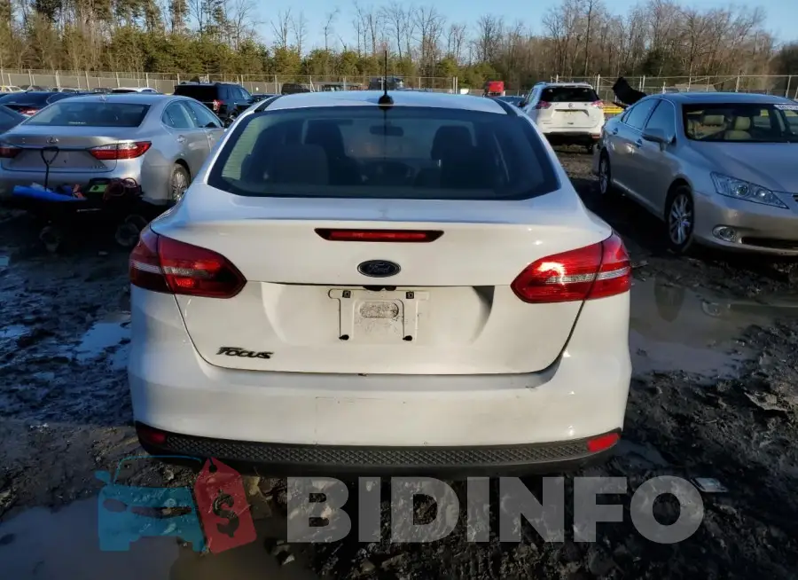 1FADP3E22HL331574 Photo# 6