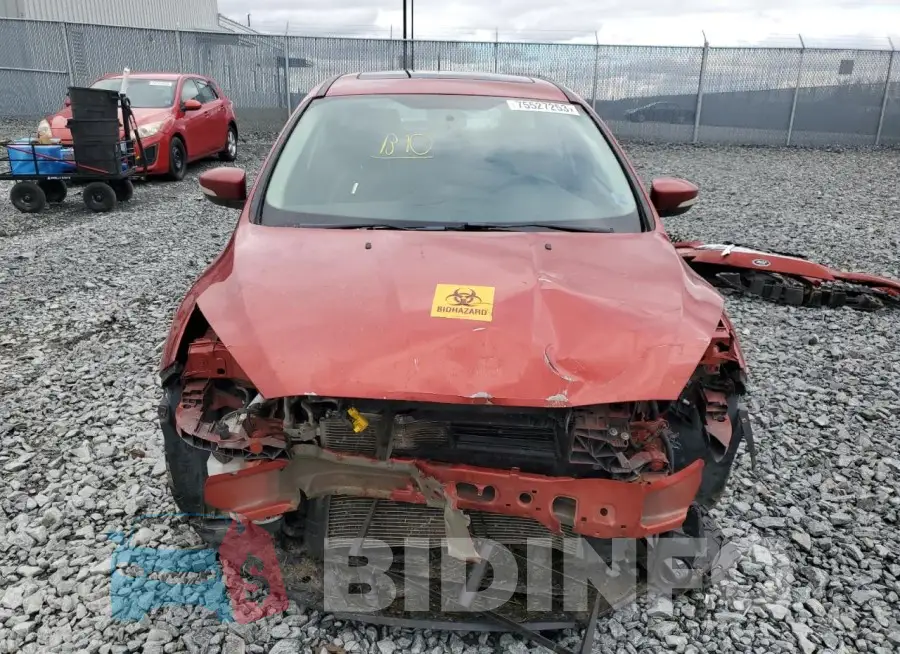 1FADP3N21JL296371 Photo# 5