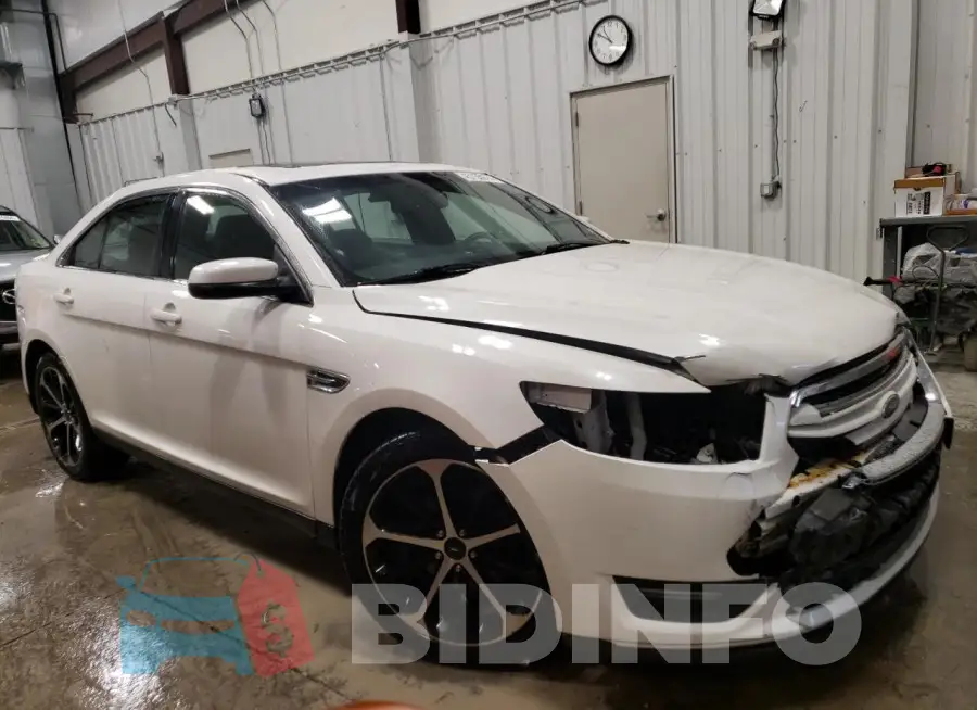 1FAHP2E85FG137580 Photo# 4