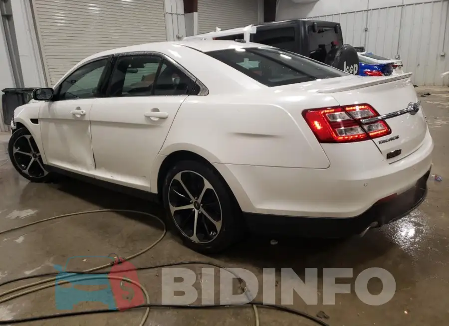 1FAHP2E85FG137580 Photo# 2