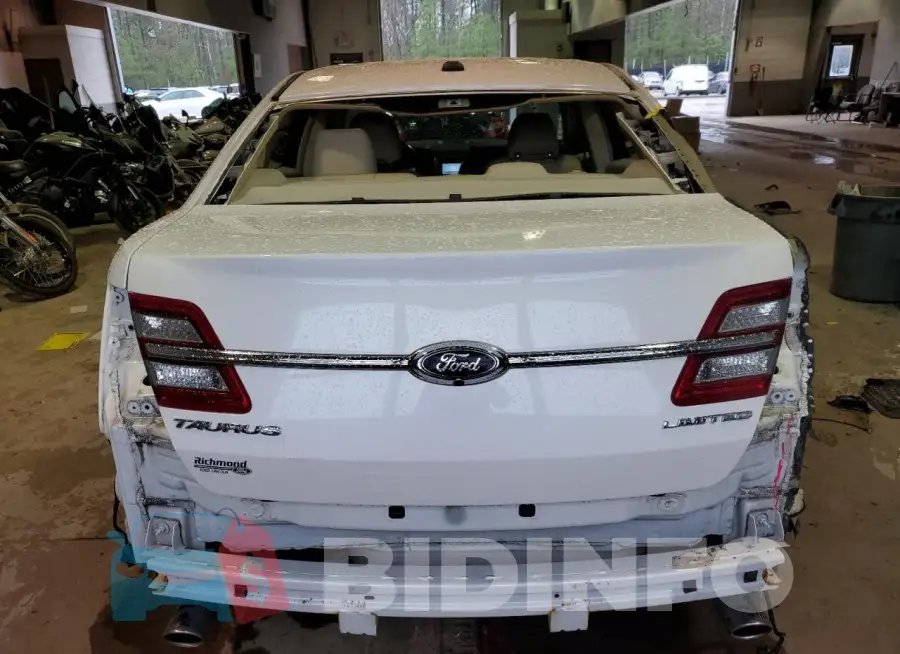 1FAHP2F86HG123267 Photo# 6