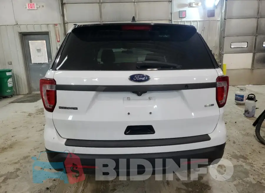 1FM5K8AR2JGB92019 Photo# 6
