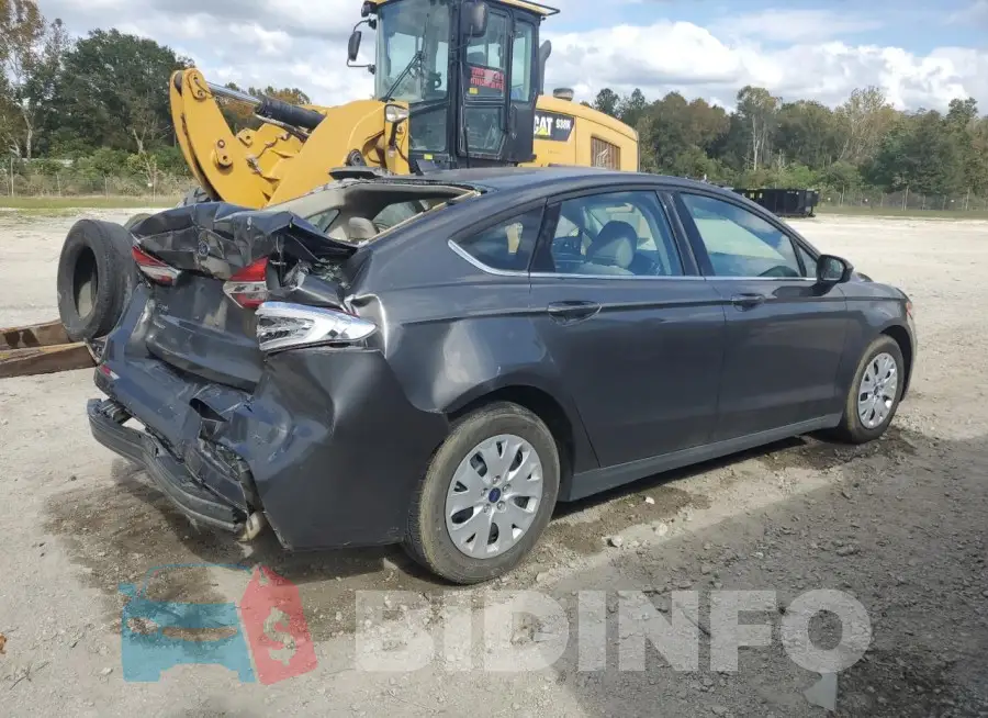3FA6P0G72LR142529 Photo# 3