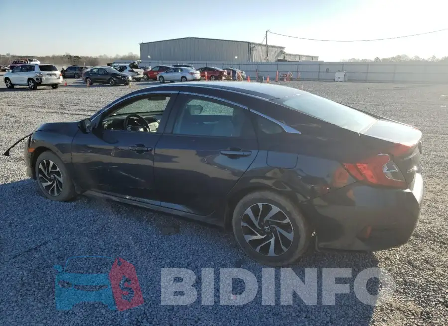 19XFC2F57JE024787 Photo# 2