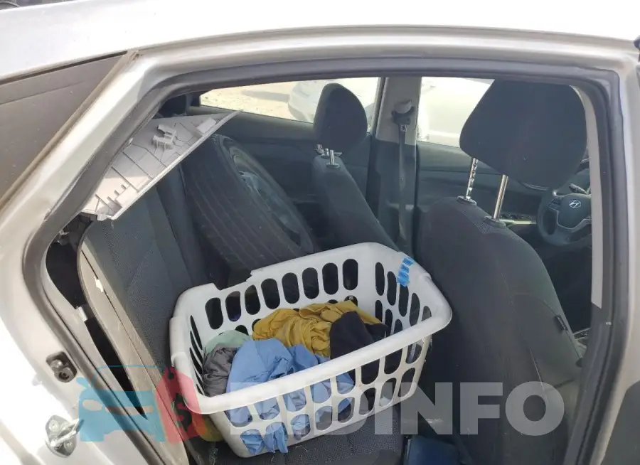 3KPC24A67ME146233 Photo# 10