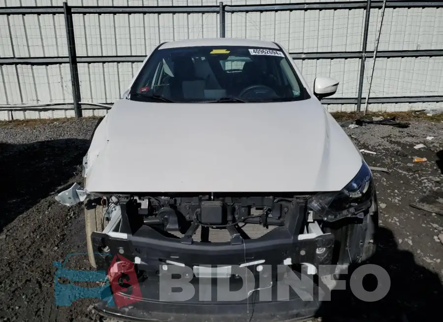 JM1DKFB79M1507195 Photo# 5