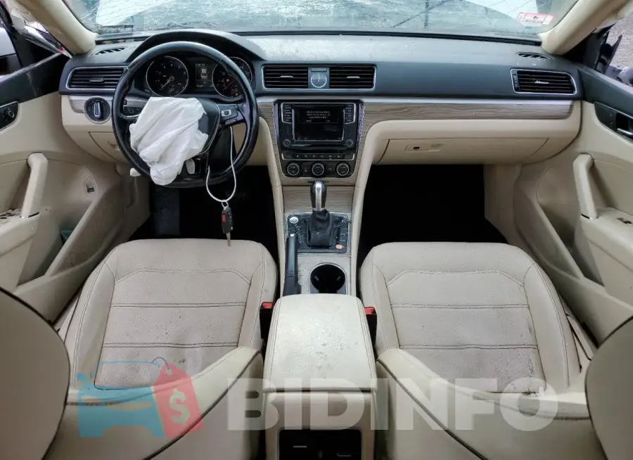 1VWGT7A31HC072565 Photo# 8