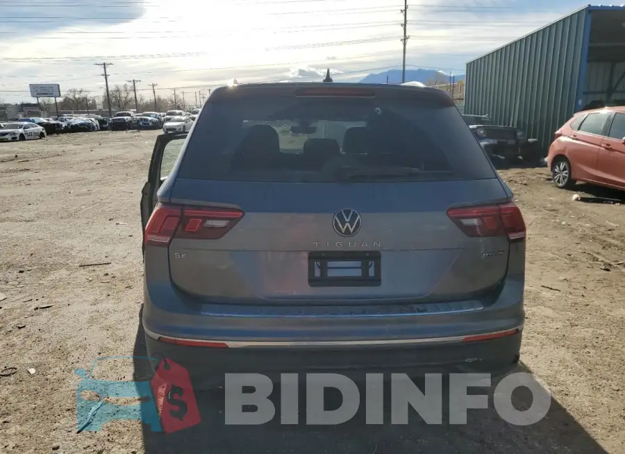3VV2B7AX8NM142674 Photo# 6