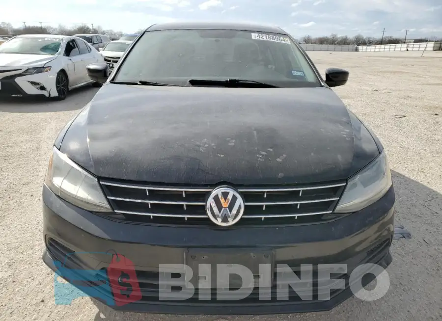 3VW2B7AJ2JM214874 Photo# 5