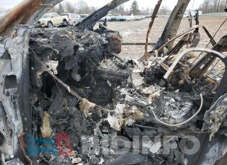 WA1AAAF71HD016024 Photo# 7