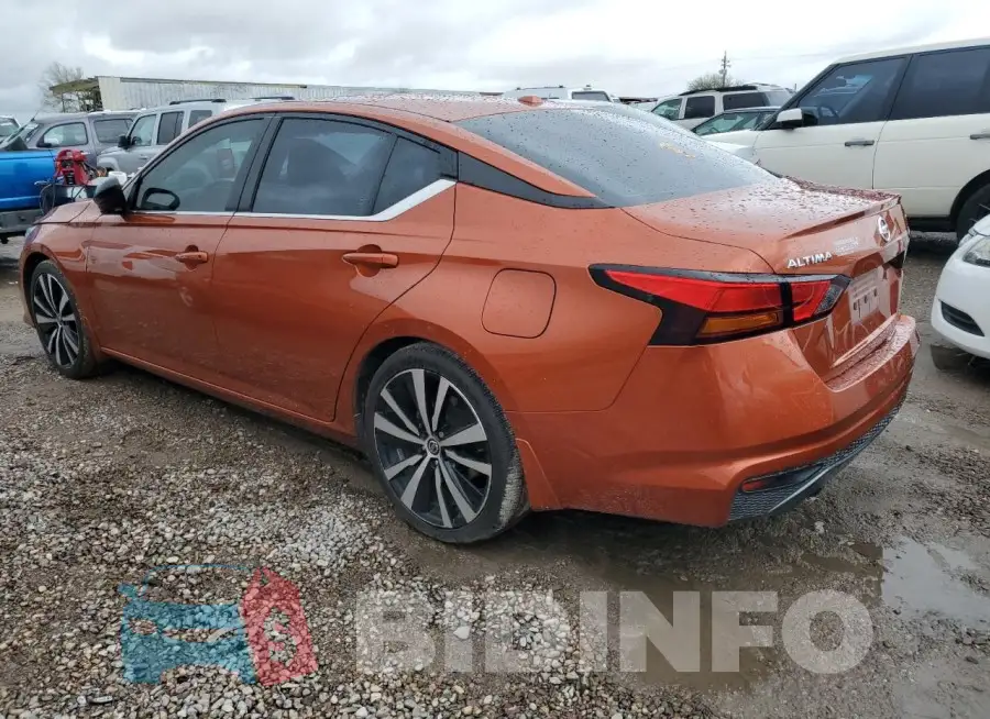 1N4BL4CV3KC111745 Photo# 2