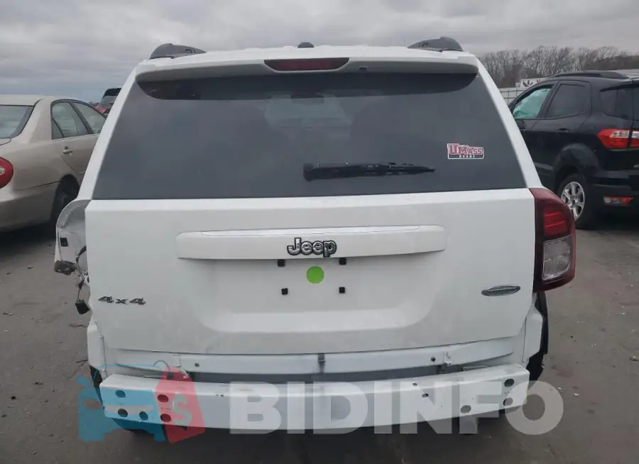 1C4NJDEB6GD542212 Photo# 6