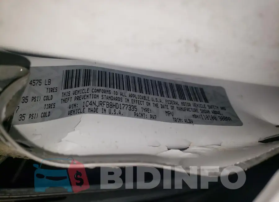 1C4NJRFB8HD177335 Photo# 13