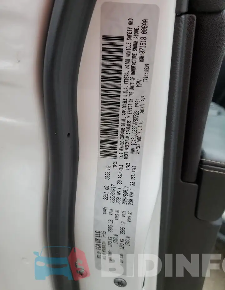 1C4PJLCB3FW782729 Photo# 12