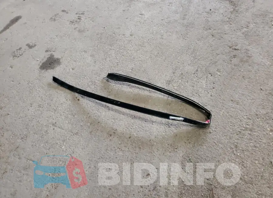 WDDSJ4EB9JN631573 Photo# 12