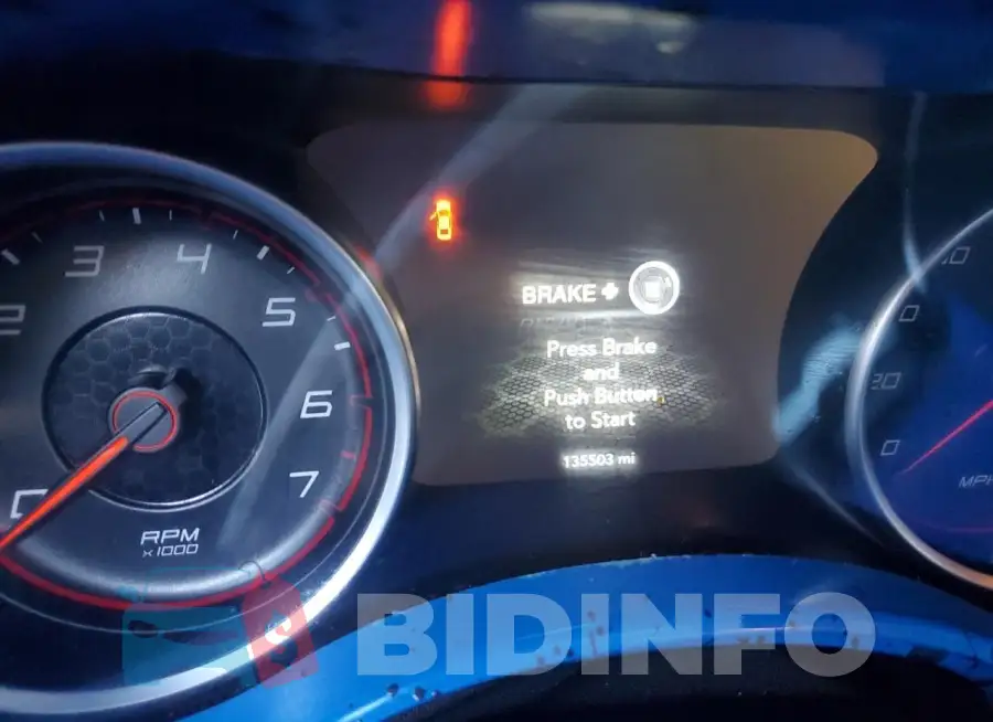 2C3CDXCT4GH350502 Photo# 9