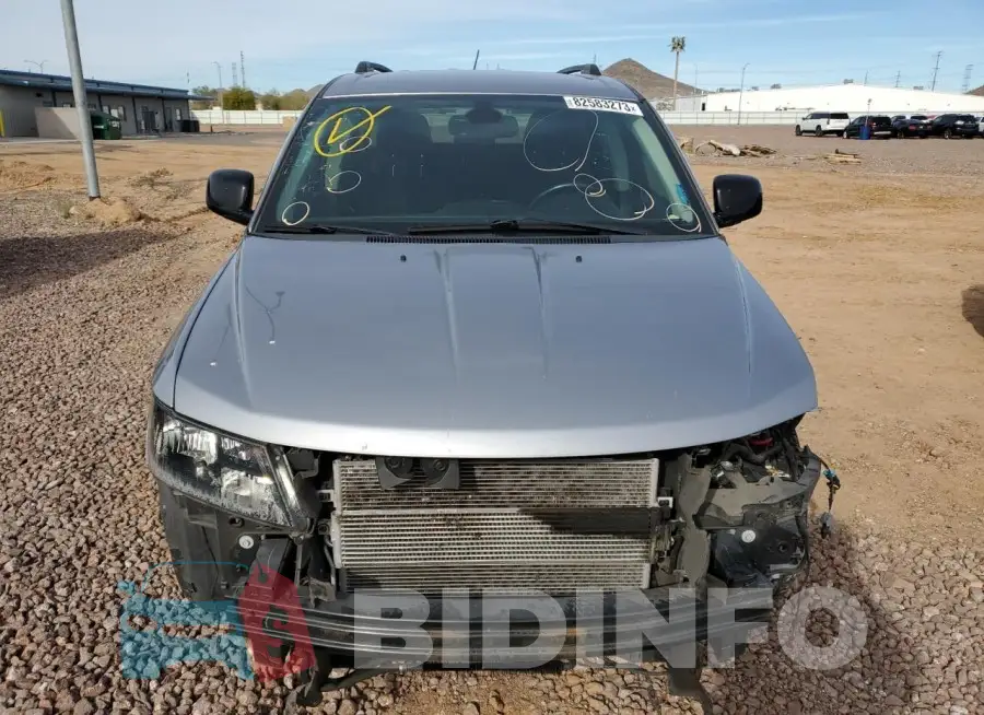 3C4PDCBG7JT525284 Photo# 5