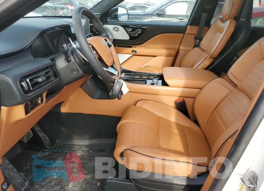 5LM5J9XC9PGL27708 Photo# 7