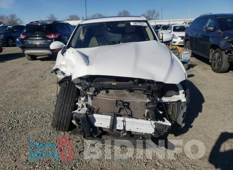 SADCK2FX2LA651852 Photo# 5