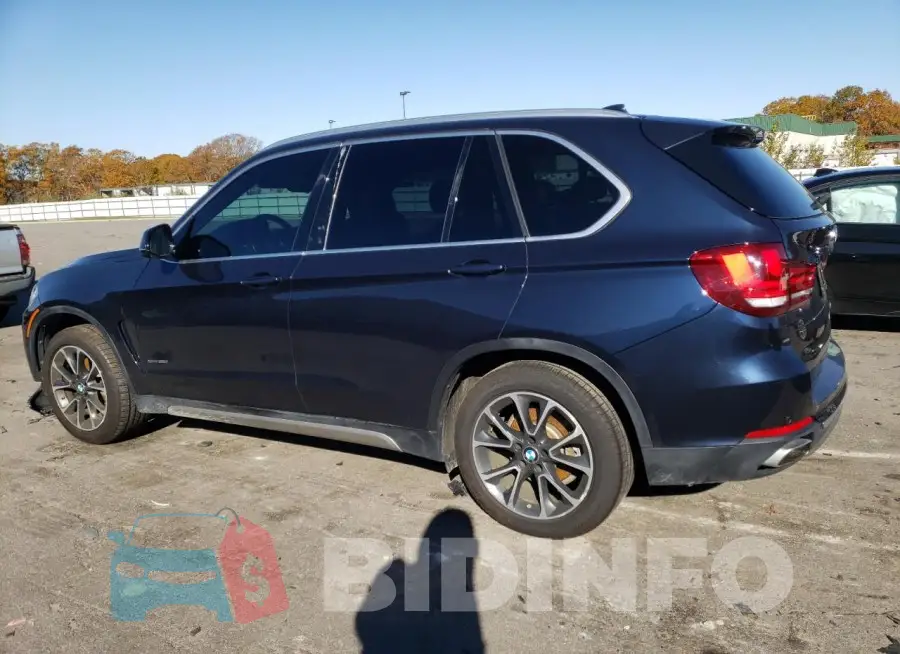 5UXKR0C58J0X92789 Photo# 2