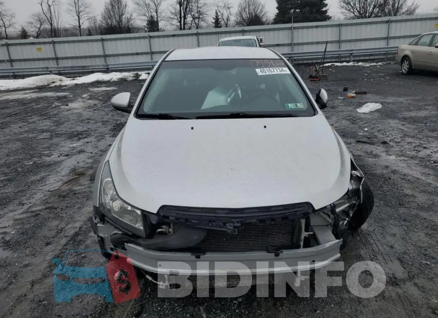 1G1PE5SB7G7175562 Photo# 5