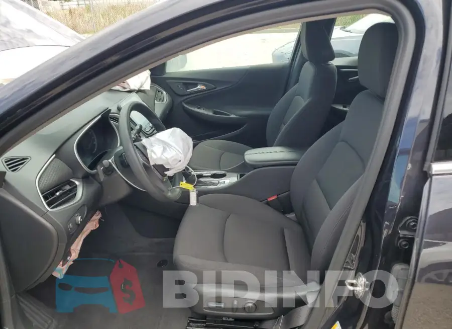 1G1ZD5ST3PF132024 Photo# 7