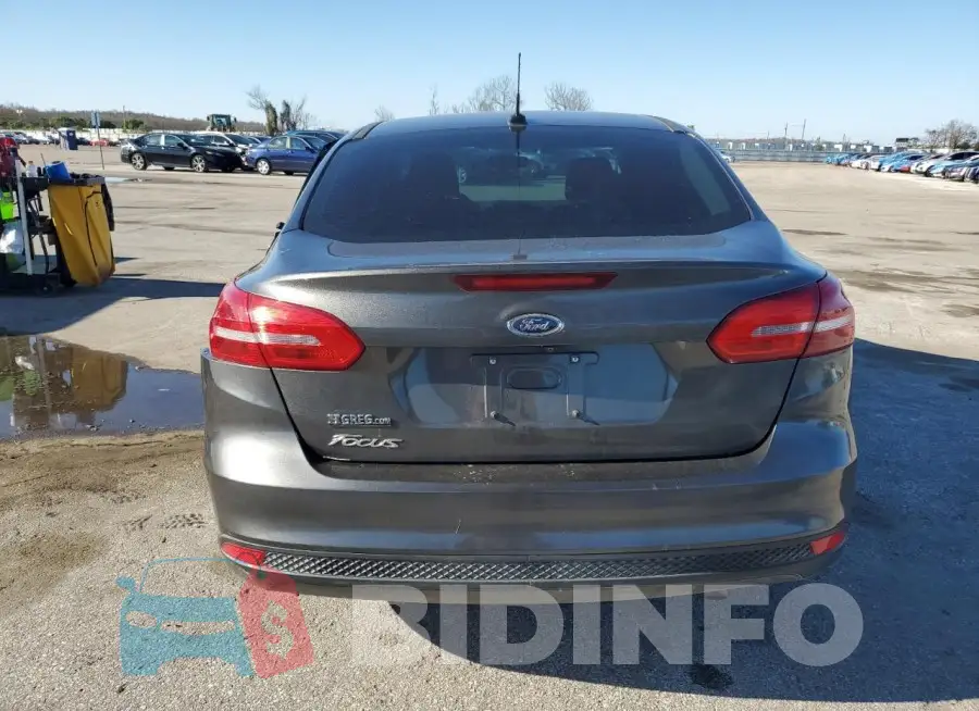 1FADP3E2XJL277527 Photo# 6