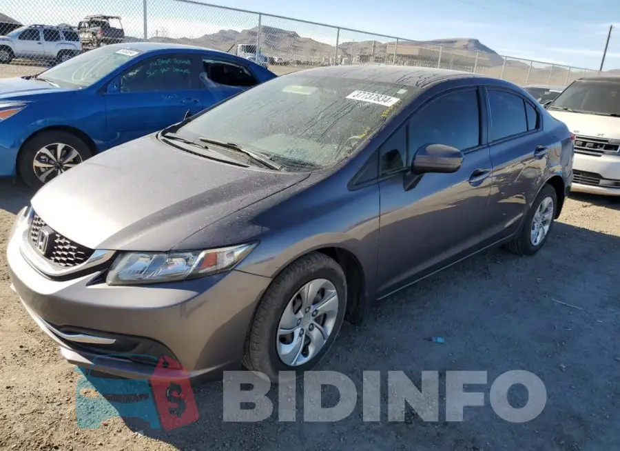 19XFB2F50FE105785 Photo# 1