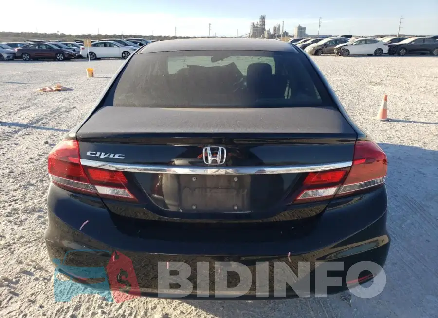 19XFB2F71FE011884 Photo# 6