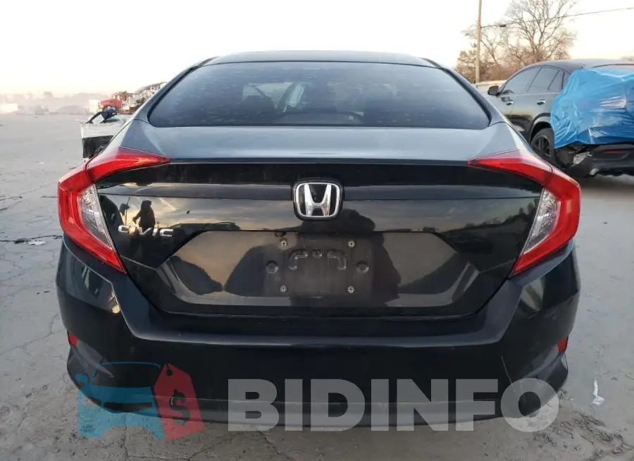 19XFC2F56GE030833 Photo# 6