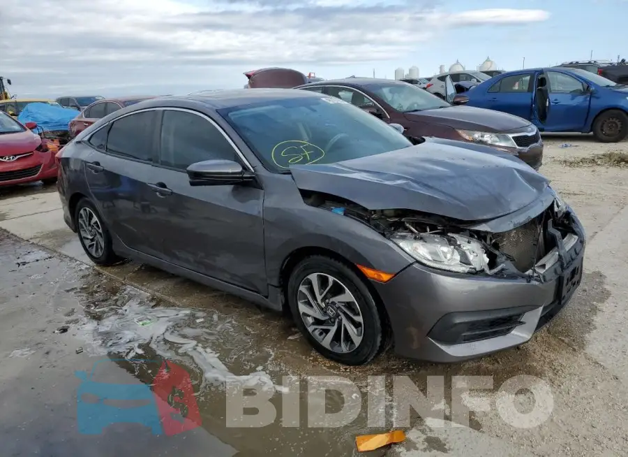 19XFC2F73HE204893 Photo# 4