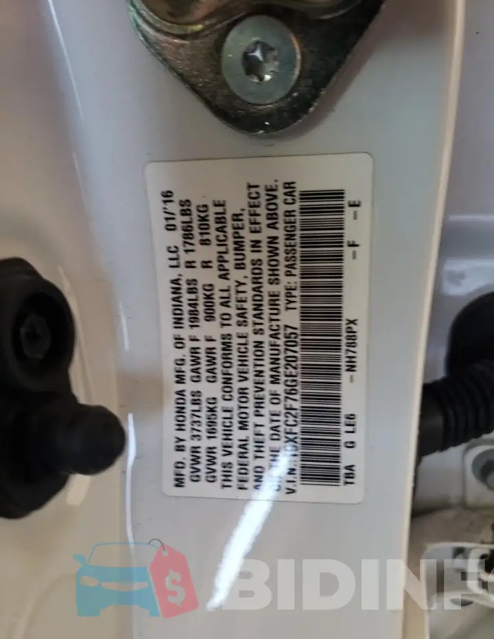 19XFC2F76GE207057 Photo# 12
