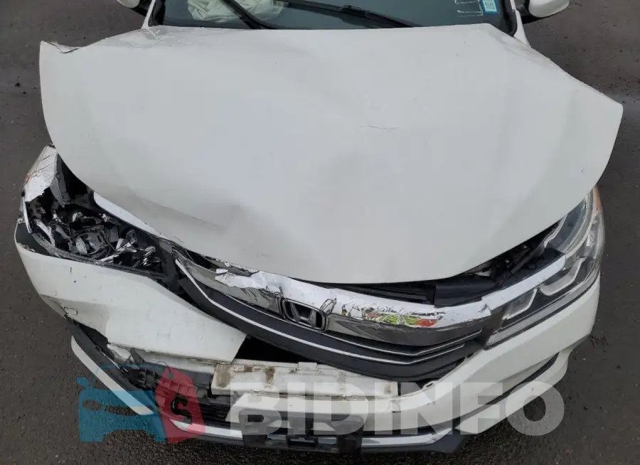 1HGCR2F52HA289827 Photo# 11