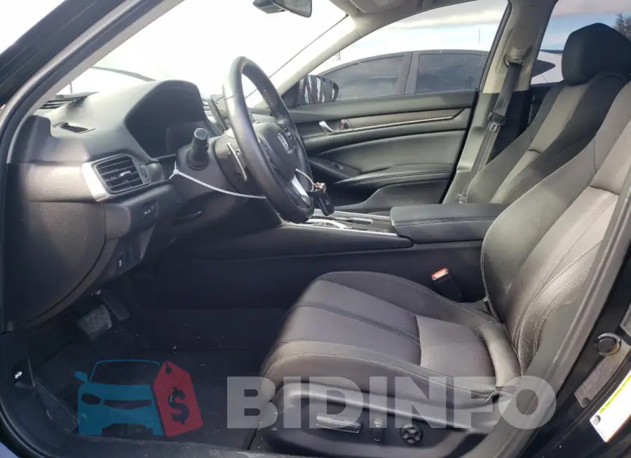 1HGCV3F40JA010647 Photo# 7