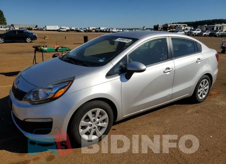 KNADM4A35G6647276 Photo# 1